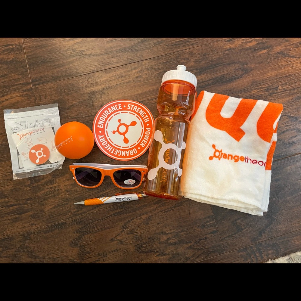 Orangetheory goodie bag! I don’t go there anymore